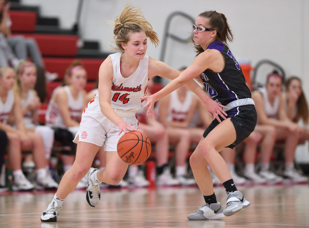 Two_Jeff Harwell_Wadsworth_Barberton_girls.22